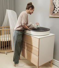 Load image into Gallery viewer, Stokke Sleepi Dresser + Changer
