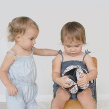Load image into Gallery viewer, Wee Gallery Organic Clutch Ball
