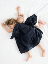 Load image into Gallery viewer, Little Giraffe Luxe Blanket
