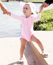 Load image into Gallery viewer, White Sun Protective Hat

